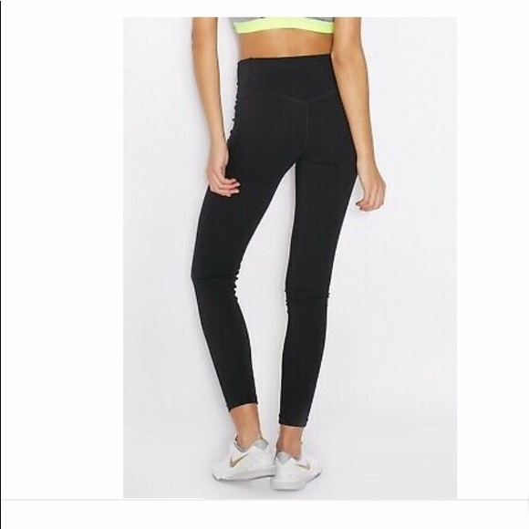 NIKE Women MEDIUM LEGEND Tight Fit Training Tights - Picture 4 of 7